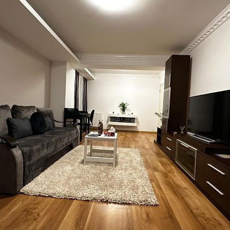 Terrace Apartments Otopeni ! Екстер'єр фото