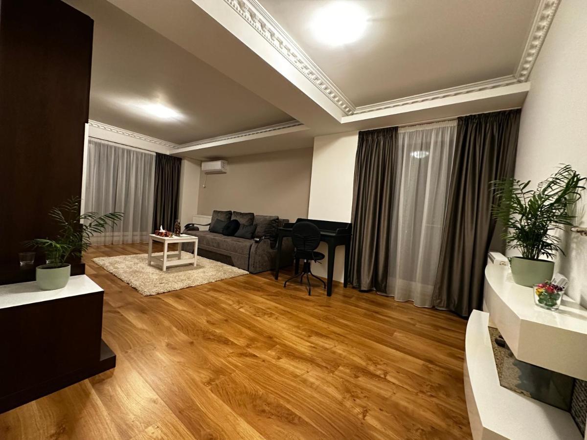 Terrace Apartments Otopeni ! Екстер'єр фото